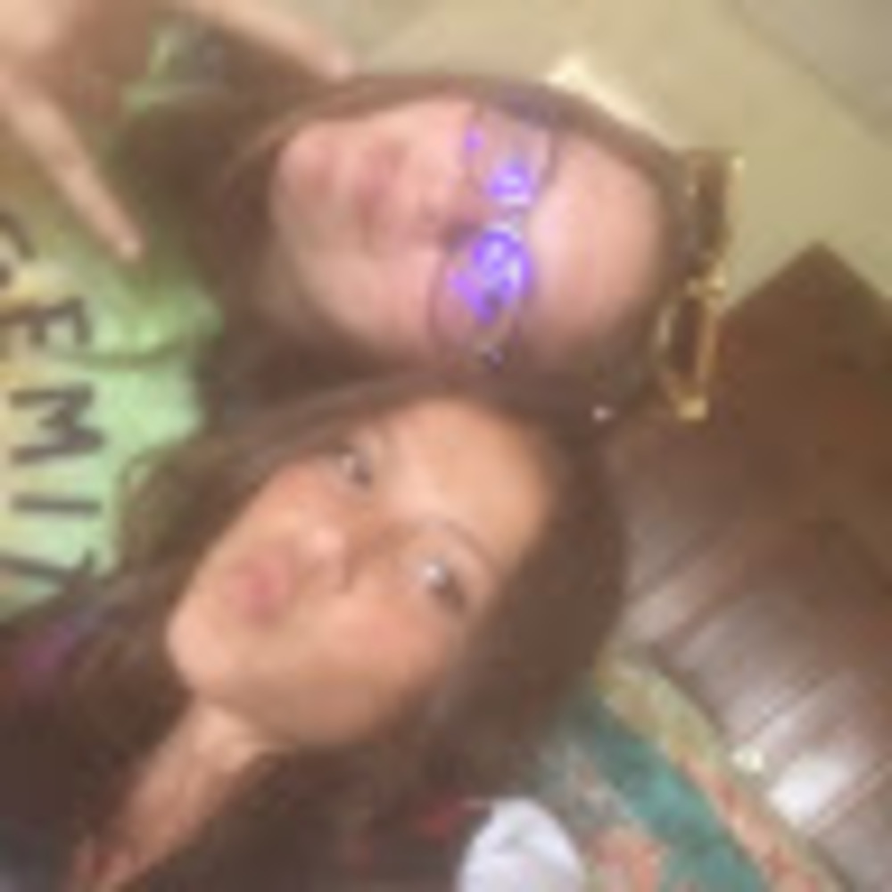 Meet your Posher, Ella